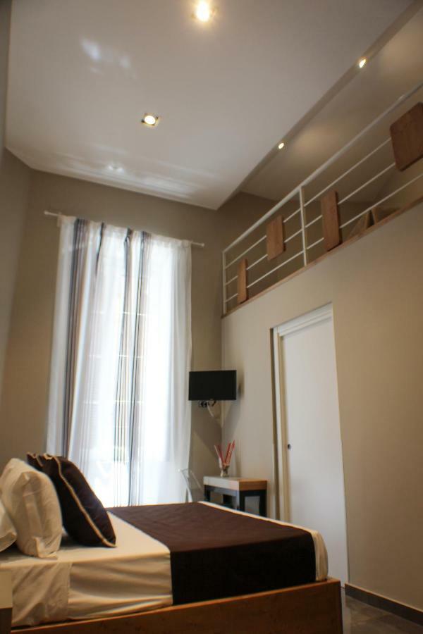 Be Italian Flat Piazza Bovio 22 Hotel Napoli Ngoại thất bức ảnh